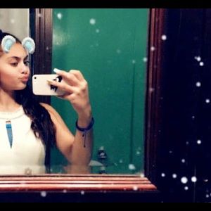 Meet your Posher, Lorena